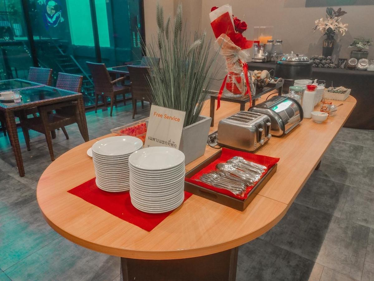 The Harbour Front Hotel Сураттхани Экстерьер фото