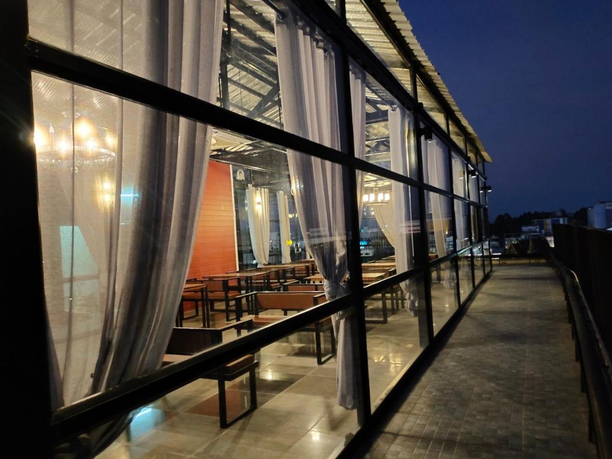 The Harbour Front Hotel Сураттхани Экстерьер фото